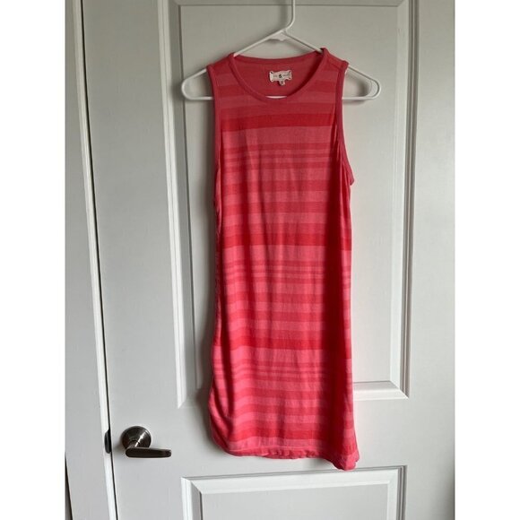 Dress - Picture 1 of 4